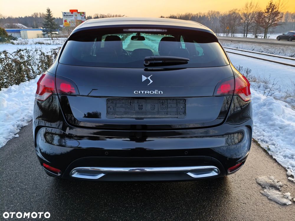 Citroën DS4 HDi 165 SoChic - 10