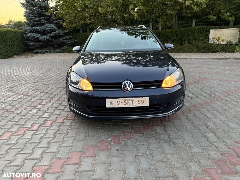 Volkswagen Golf - 3