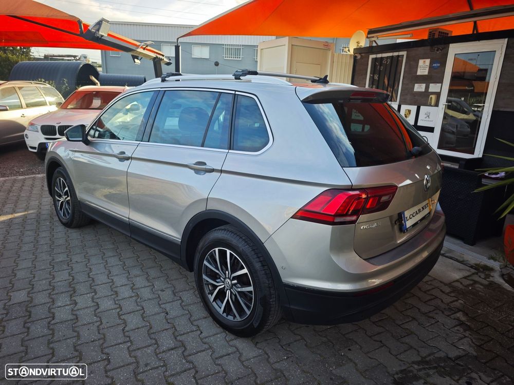 VW Tiguan 2.0 TDI Confortline - 4