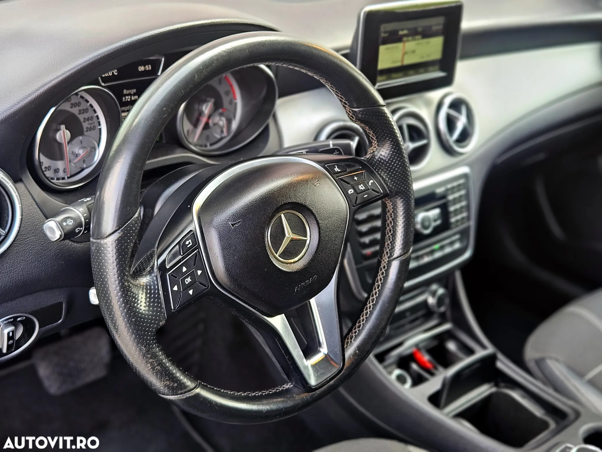 Mercedes-Benz CLA 200 CDI 7G-DCT - 13