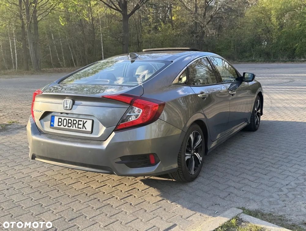 Honda Civic 1.5 T Executive - 4