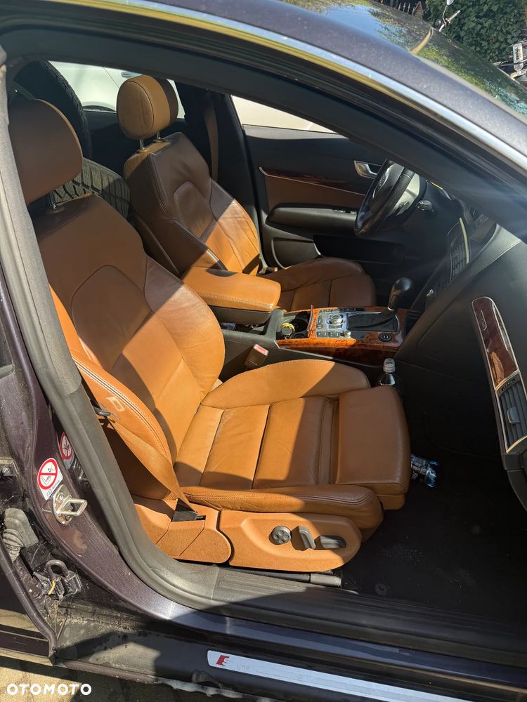 Audi A6 Avant 4.2 quattro tiptronic - 19