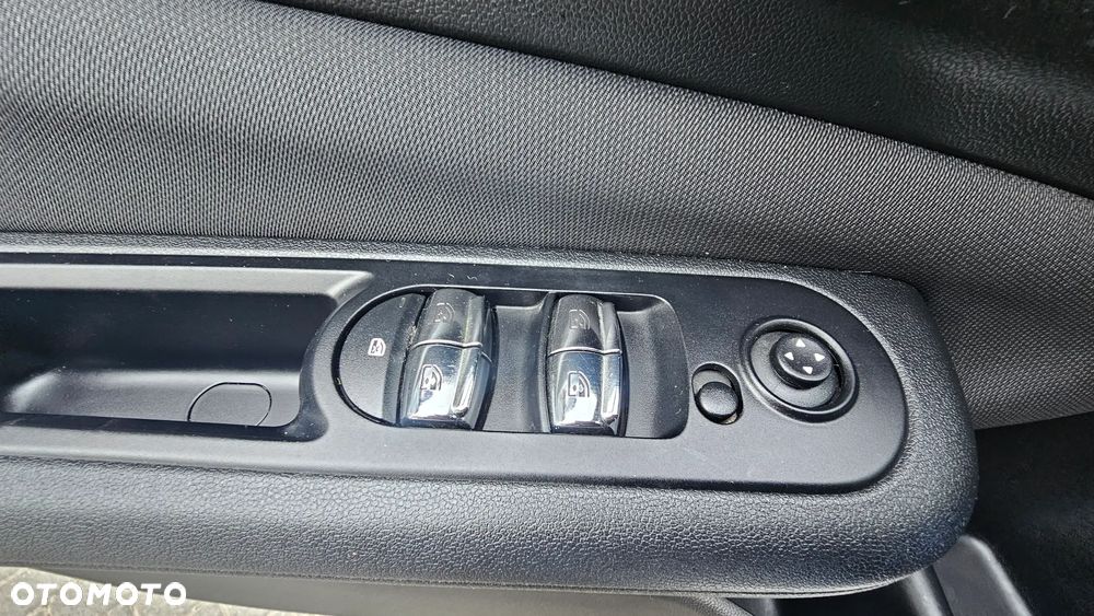 MINI Clubman One D John Cooper Works Trim - 23