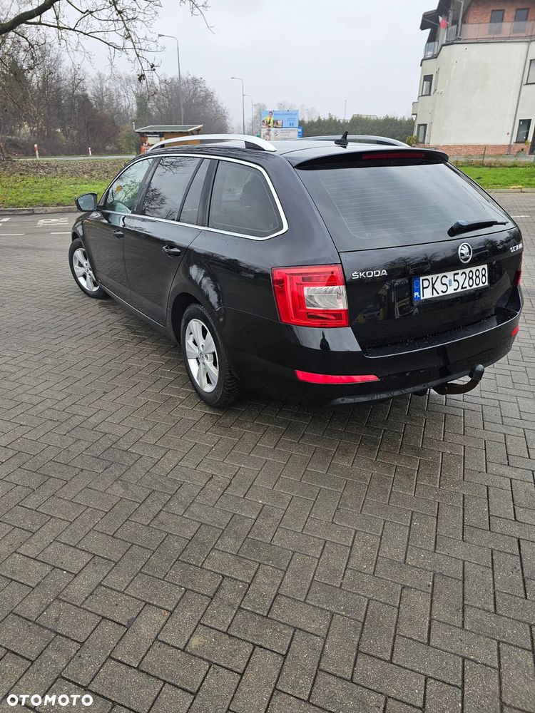 Skoda Octavia 2.0 TDI (Green tec) DSG Ambition - 6