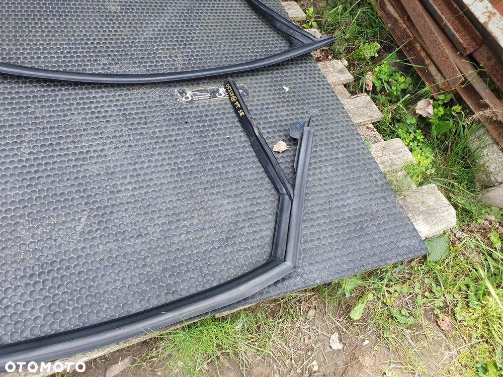 Ramka Uszczelka Szyby Drzwi Prowadnica Guma AUDI A4 B8 Sedan Kombi - 21