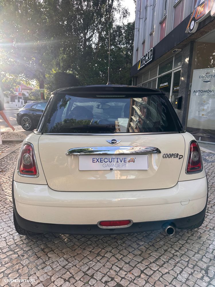 MINI 3 Portas Cooper D - 3