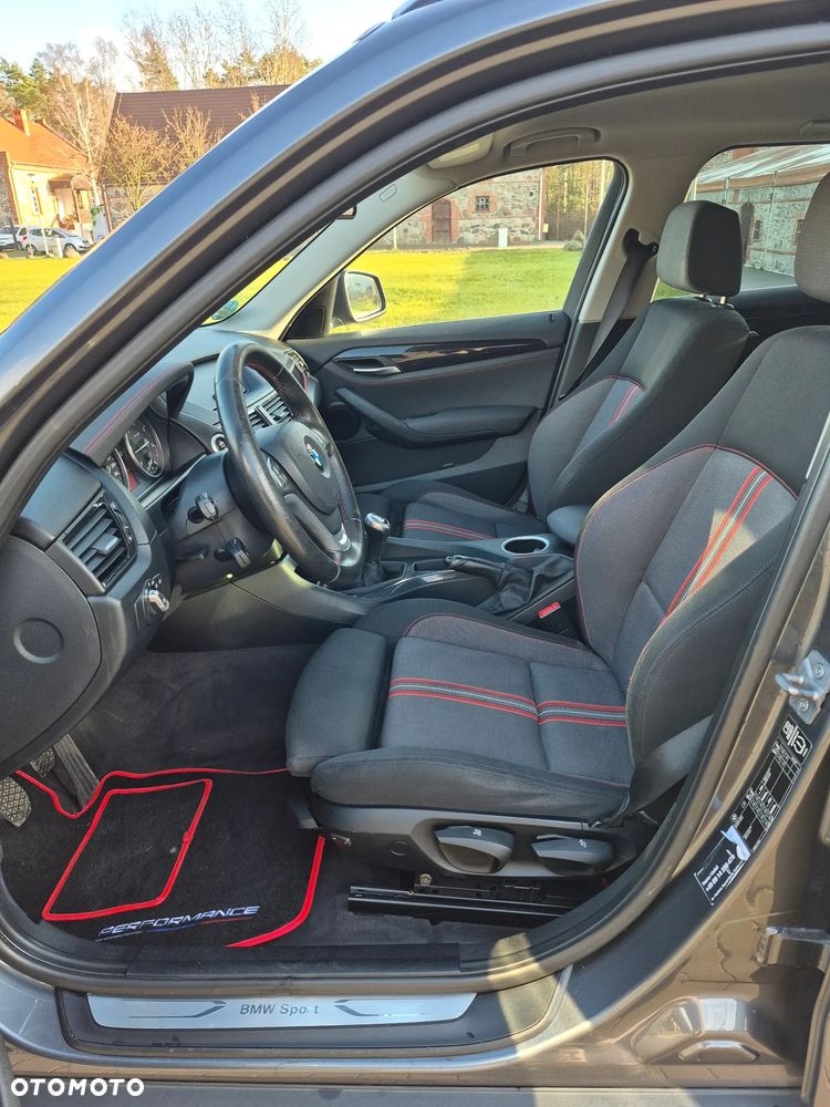 BMW X1 sDrive18d - 20