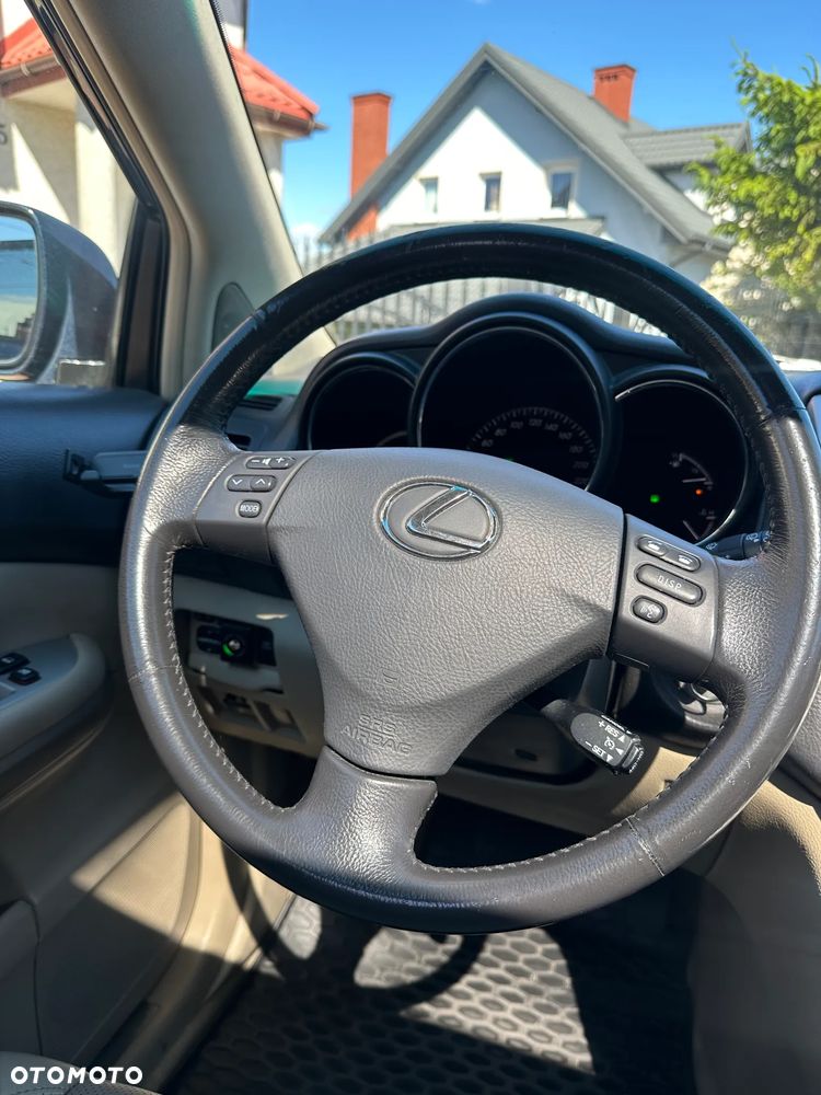 Lexus RX - 10