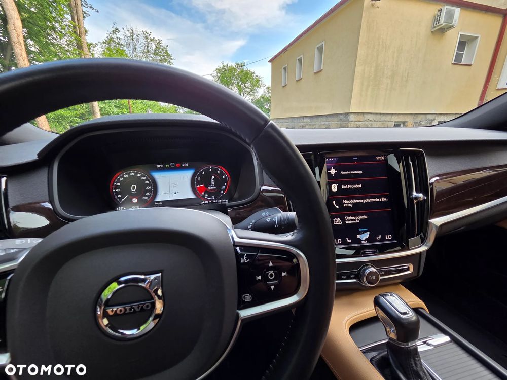 Volvo S90 - 12