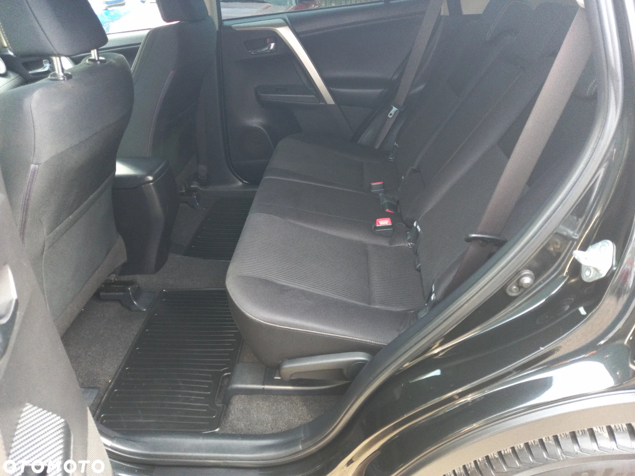 Toyota RAV4 2.0 D-4D Premium 4x2 - 12