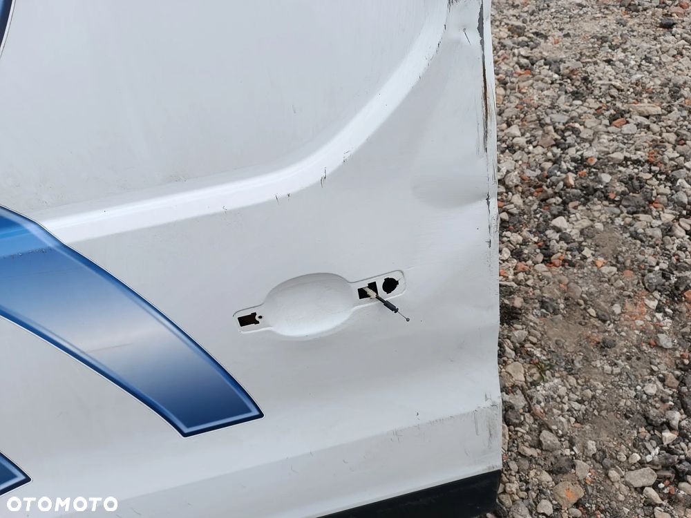 DRZWI PRAWE PRZESUWNE BOCZNE RENAULT TRAFIC III - 4