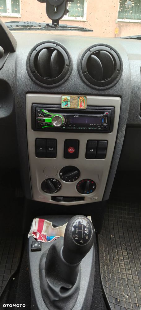 Dacia Logan - 9