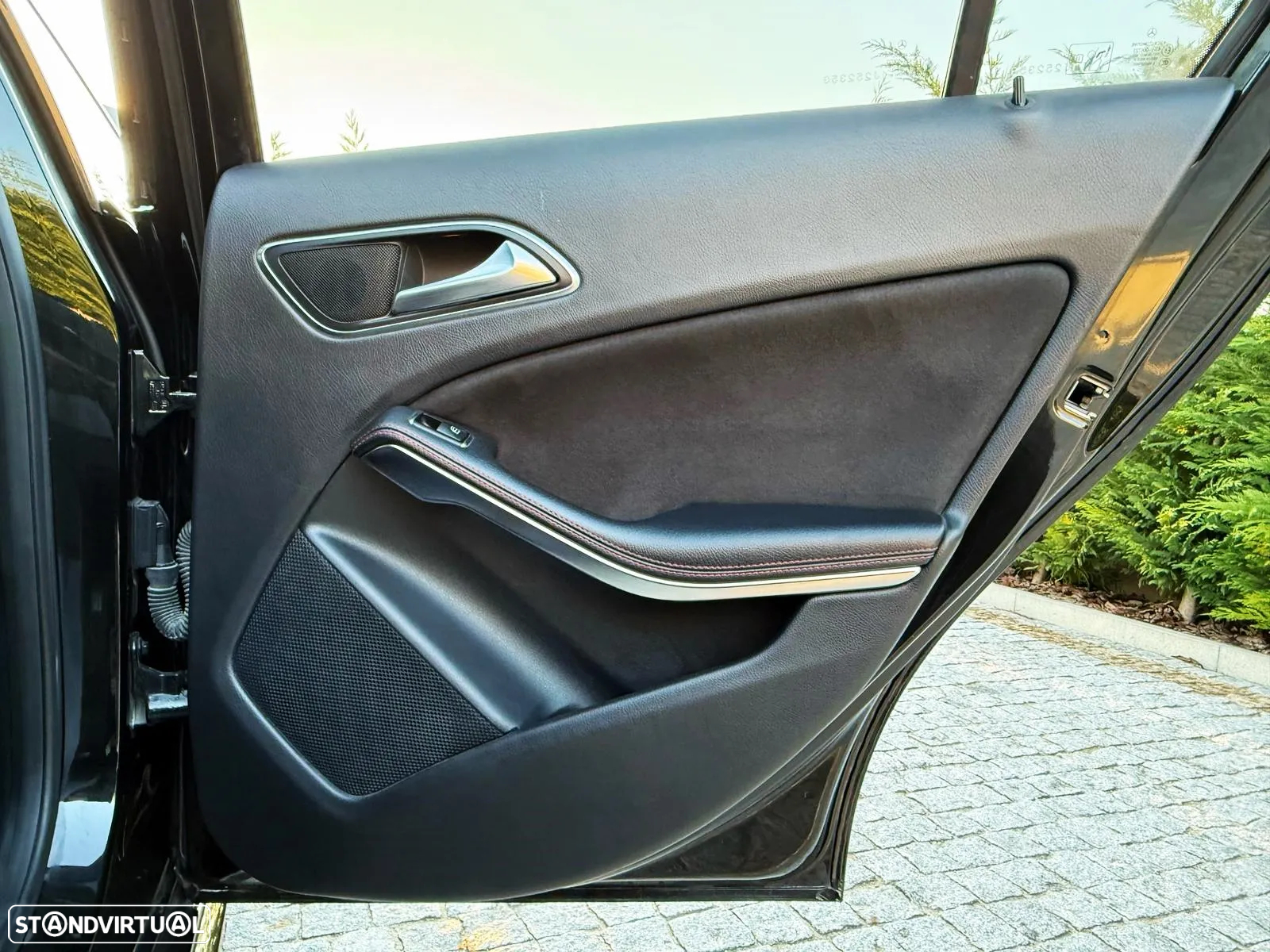 Mercedes-Benz A 180 CDI 7G-DCT AMG Line - 24