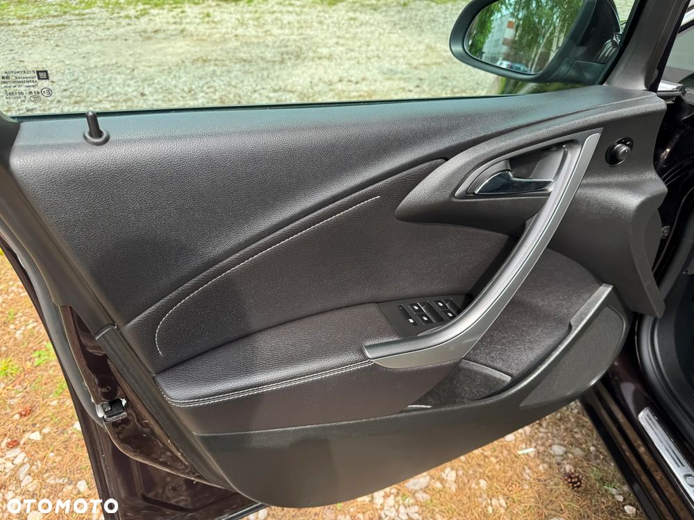 Opel Astra 1.6 Cosmo EU6 - 24
