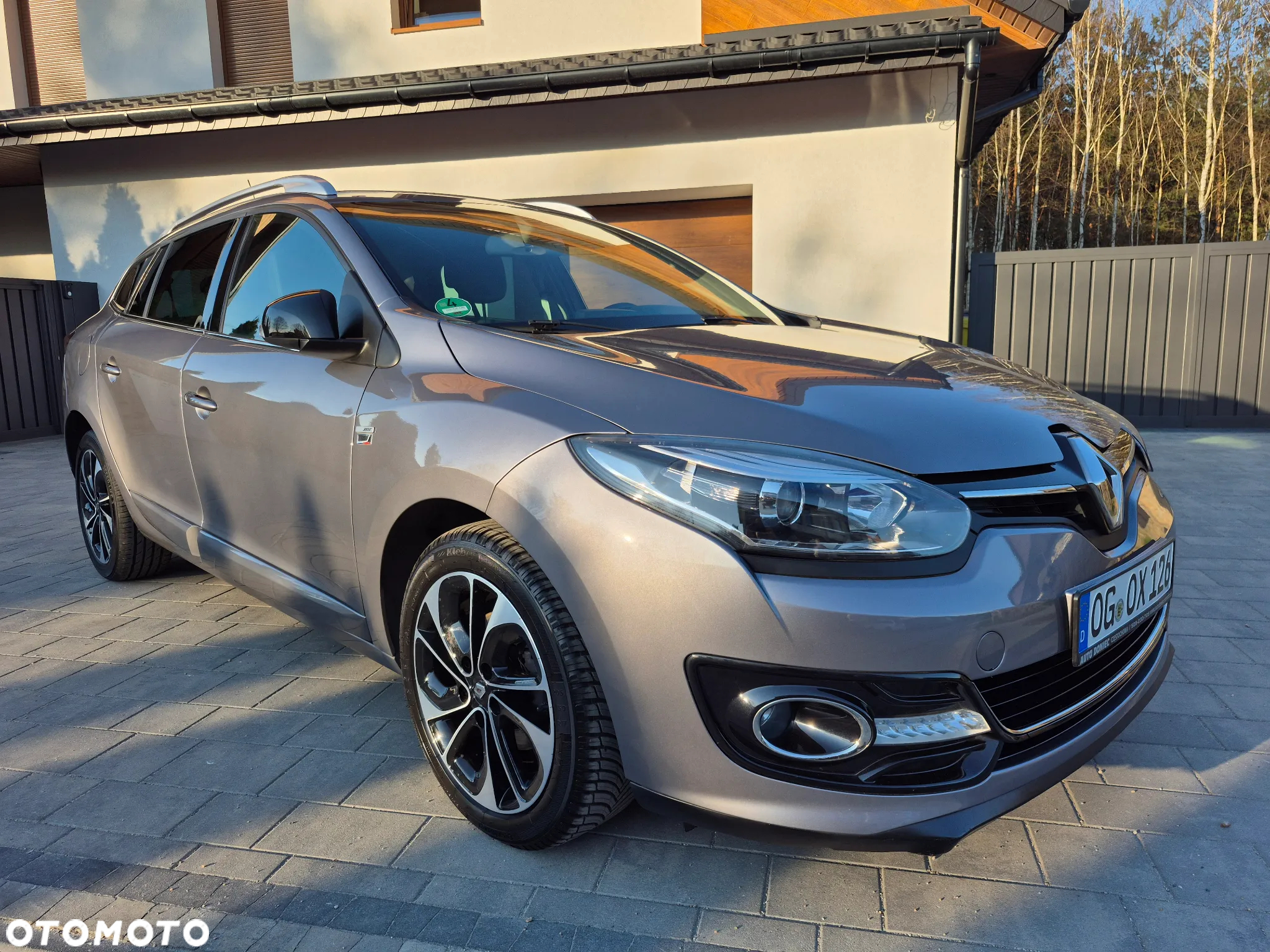 Renault Megane Grandtour ENERGY TCe 130 Start & Stop Bose Edition - 32