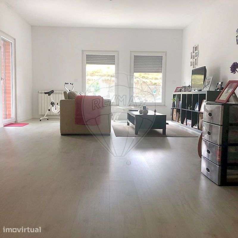 Apartamento T2 para arrendamento - Grande imagem: 3/5