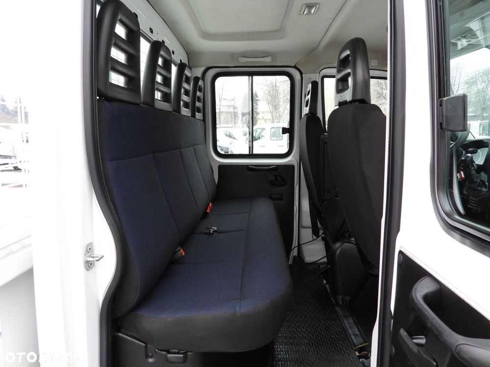 Iveco DAILY 35C16 WYWROTKA PODWÓJNA KABINA DOKA 6 MIEJSC TEMPOMAT NAWIGACJA BLIŹNIACZE KOŁA KLIMATYZACJA  160KM - 41