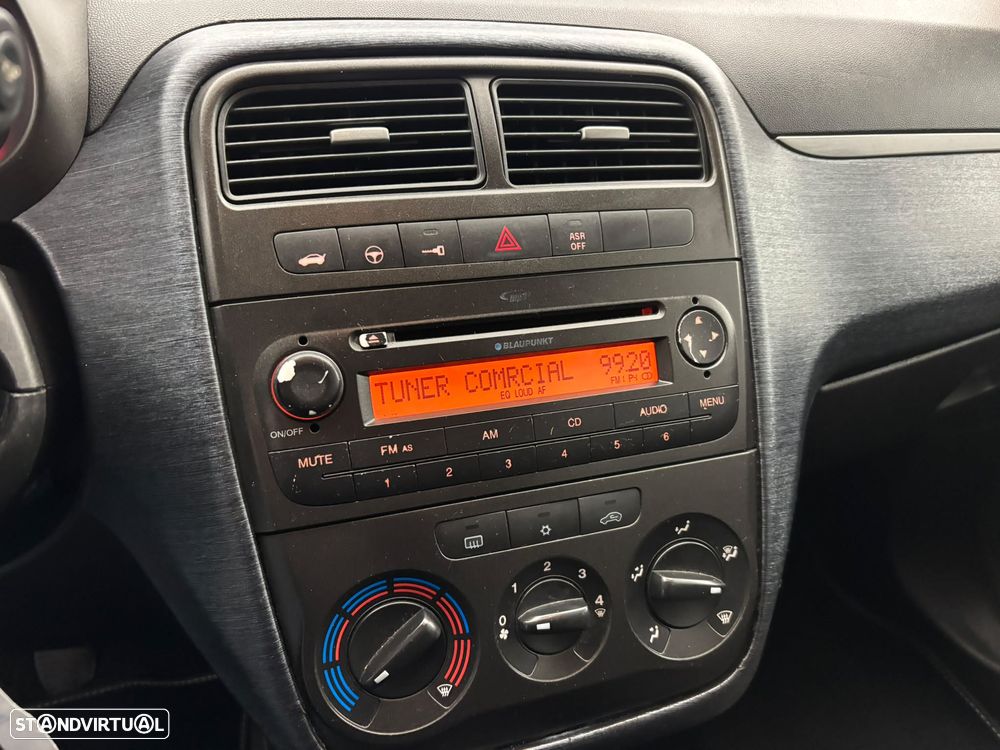 Fiat Grande Punto - 7