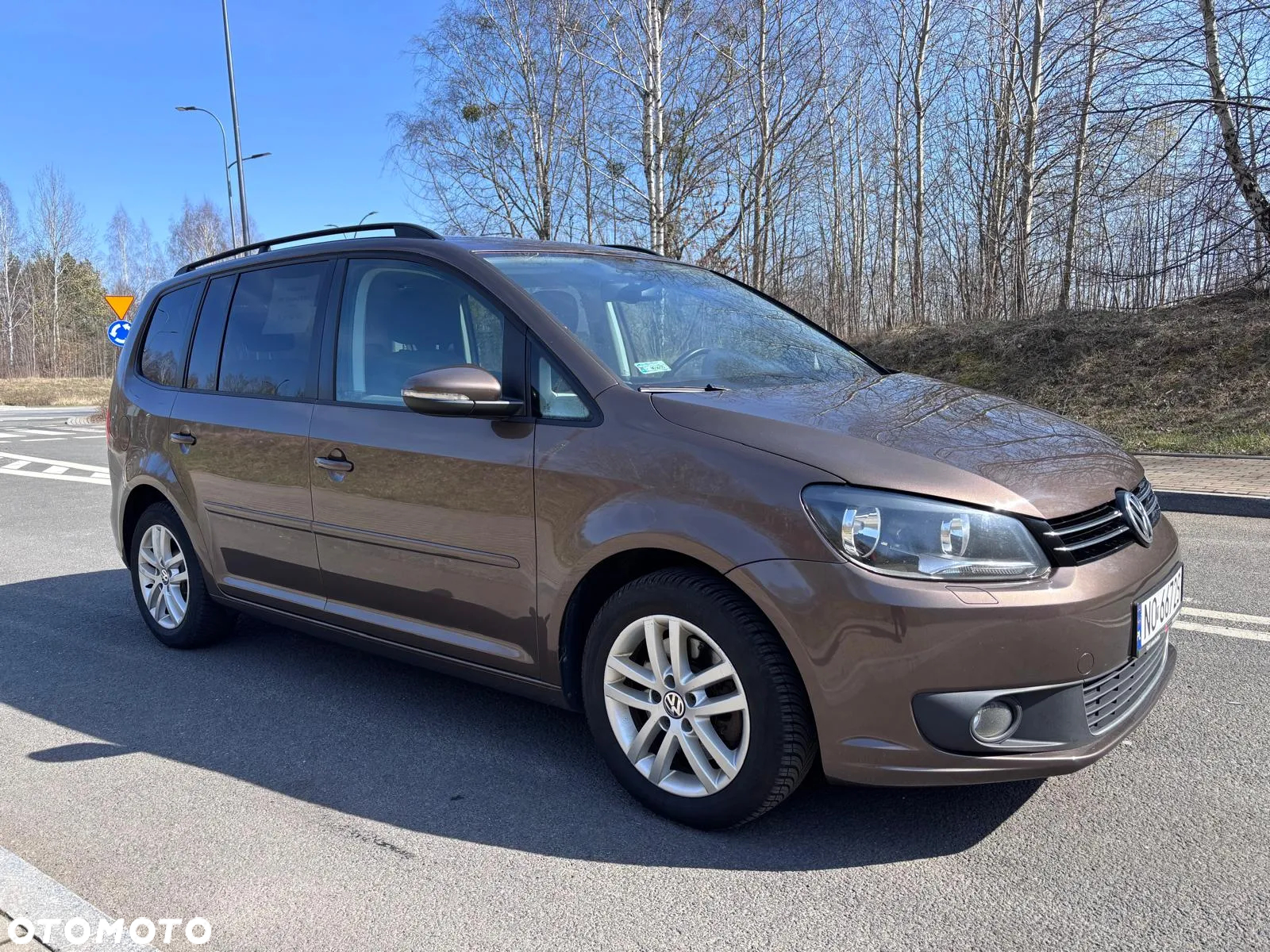 Volkswagen Touran 2.0 TDI DPF Comfortline - 4