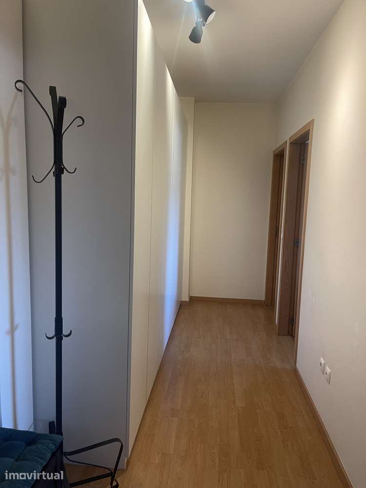 Apartamento Paços de Ferreira T2 com garagem - Grande imagem: 5/15