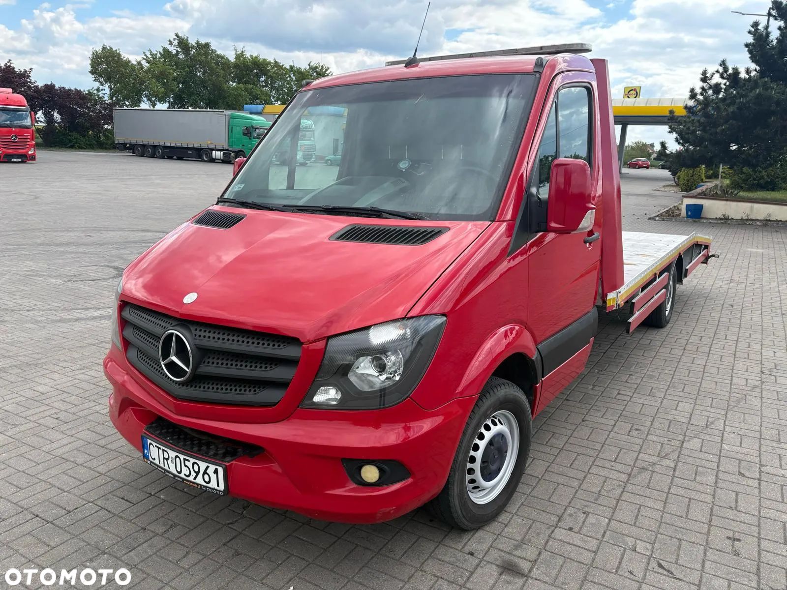 Mercedes-Benz Sprinter - 1