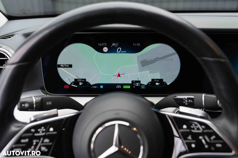 Mercedes-Benz E 300 de 4Matic 9G-TRONIC Avantgarde - 25