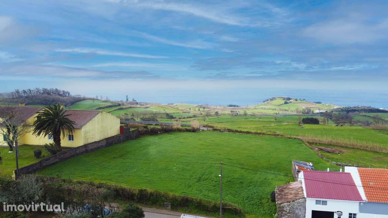 Terreno Panorâmico à Venda em Lagoa, Ilha de São Miguel - Grande imagem: 4/11