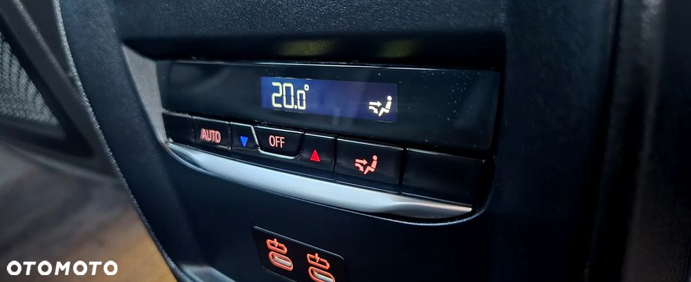 BMW Seria 3 320d M Sport Shadow - 13