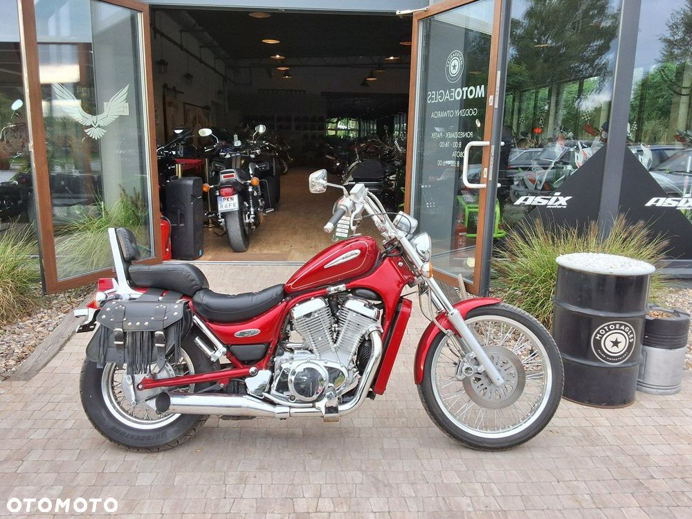 Suzuki Intruder - 19