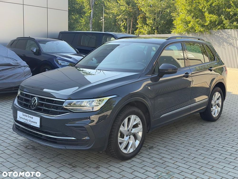 Volkswagen Tiguan 2.0 TDI SCR 4Mot Life DSG - 3