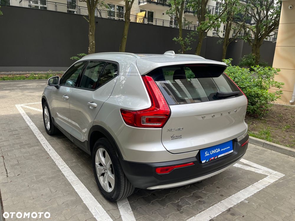Volvo XC 40 D3 Momentum Pro - 4