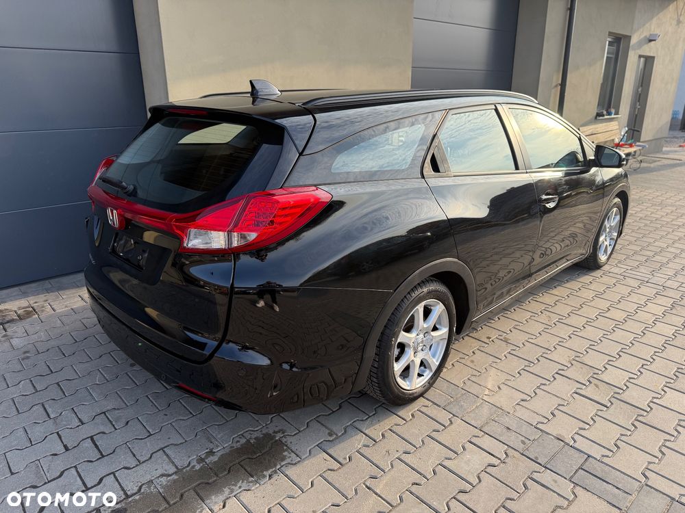 Honda Civic 1.8 i-VTEC Automatik Elegance - 3