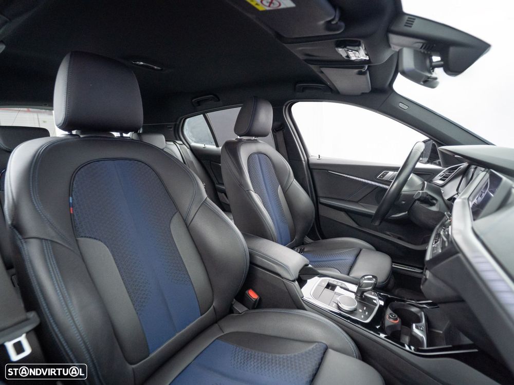 BMW 118 i Pack Desportivo M Auto - 37