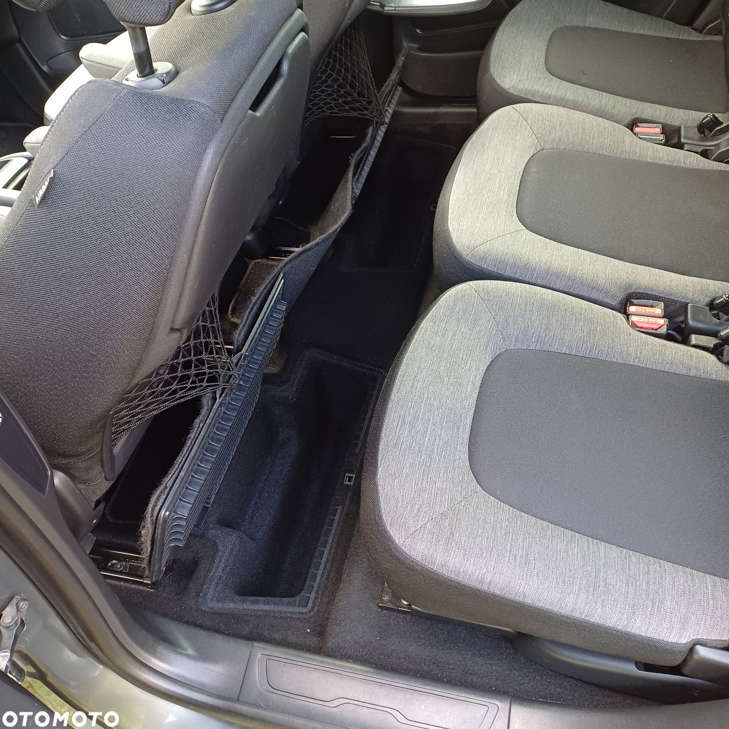 Citroën C4 Picasso 1.6 BlueHDi Shine S&S EAT6 - 25