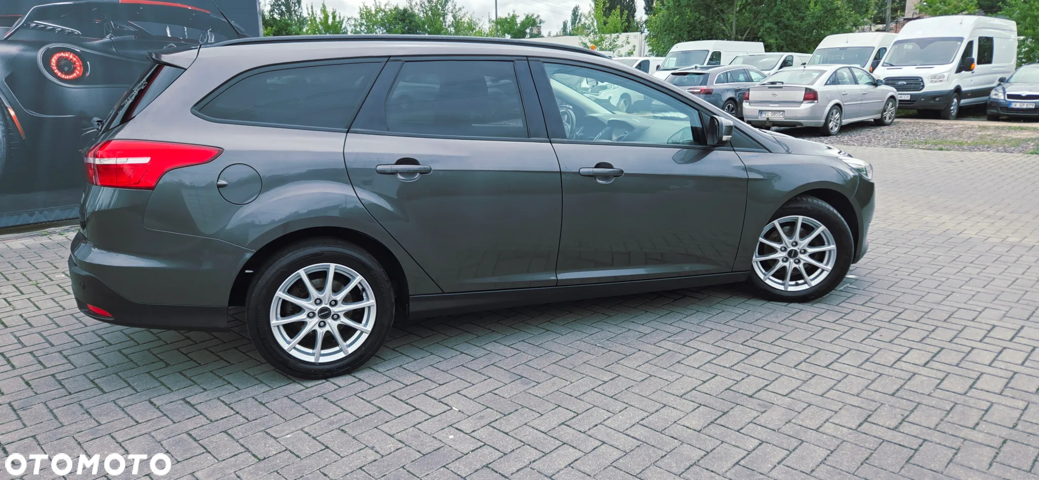 Ford Focus 1.5 EcoBlue Start-Stopp-System TITANIUM DESIGN - 17