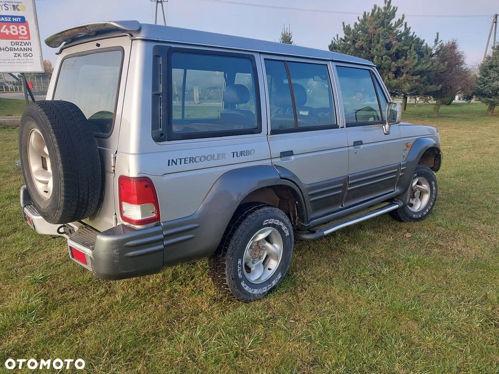 Hyundai Galloper - 7