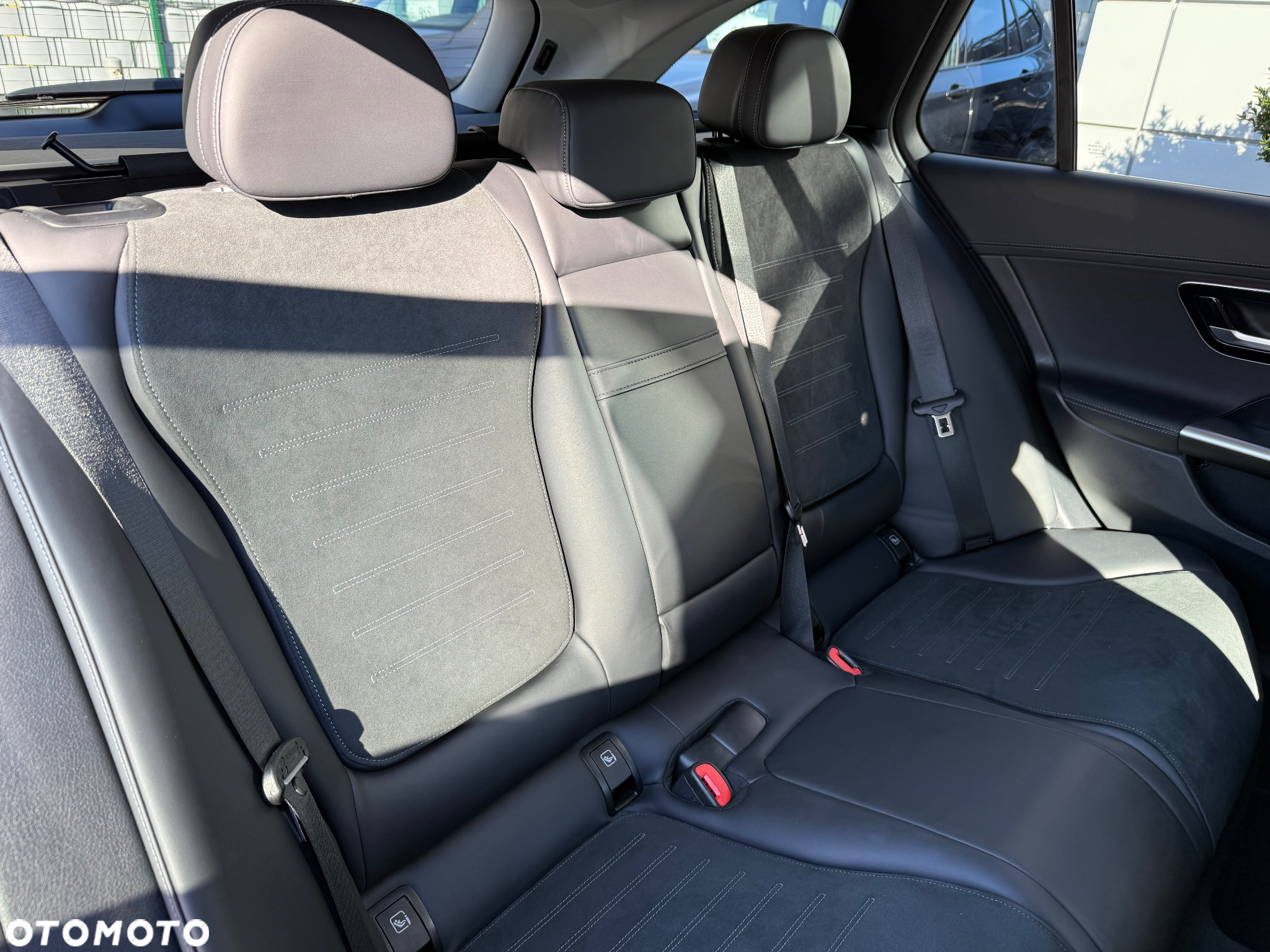 Mercedes-Benz Klasa C 200 d T 9G-TRONIC AMG Line Advanced - 11