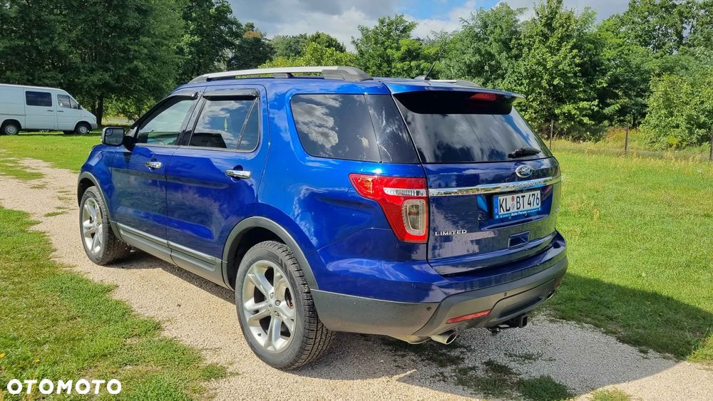 Ford Explorer - 5