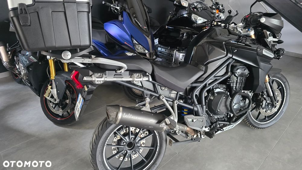 Triumph Tiger - 35