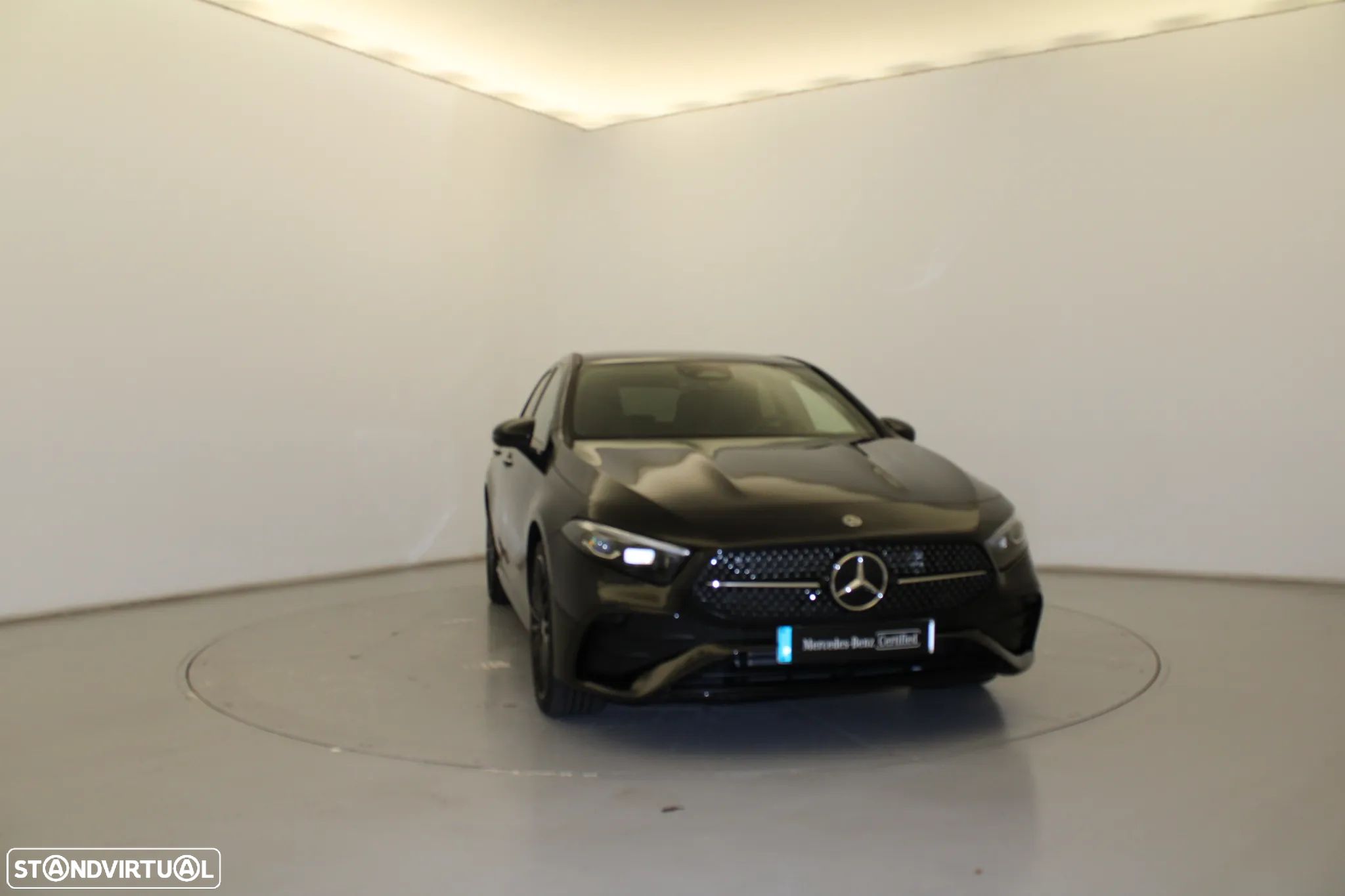 Mercedes-Benz A 250 e - 1