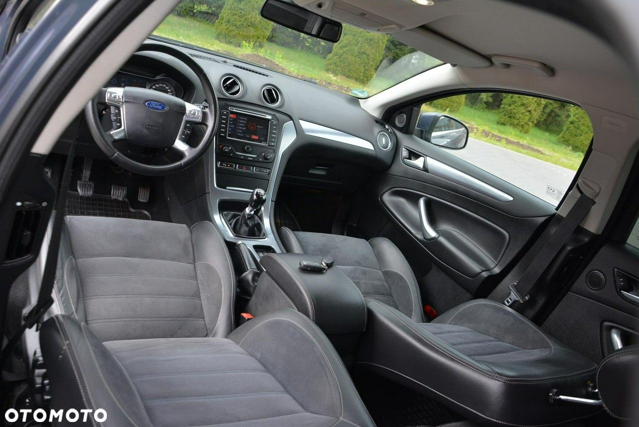 Ford Mondeo 2.0 TDCi Titanium - 22