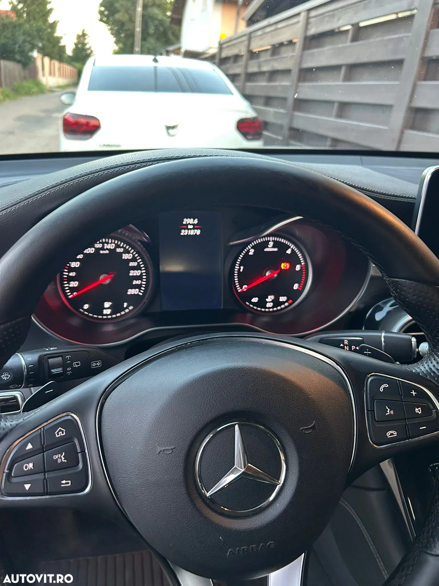 Mercedes-Benz GLC 250 d 4MATIC - 9