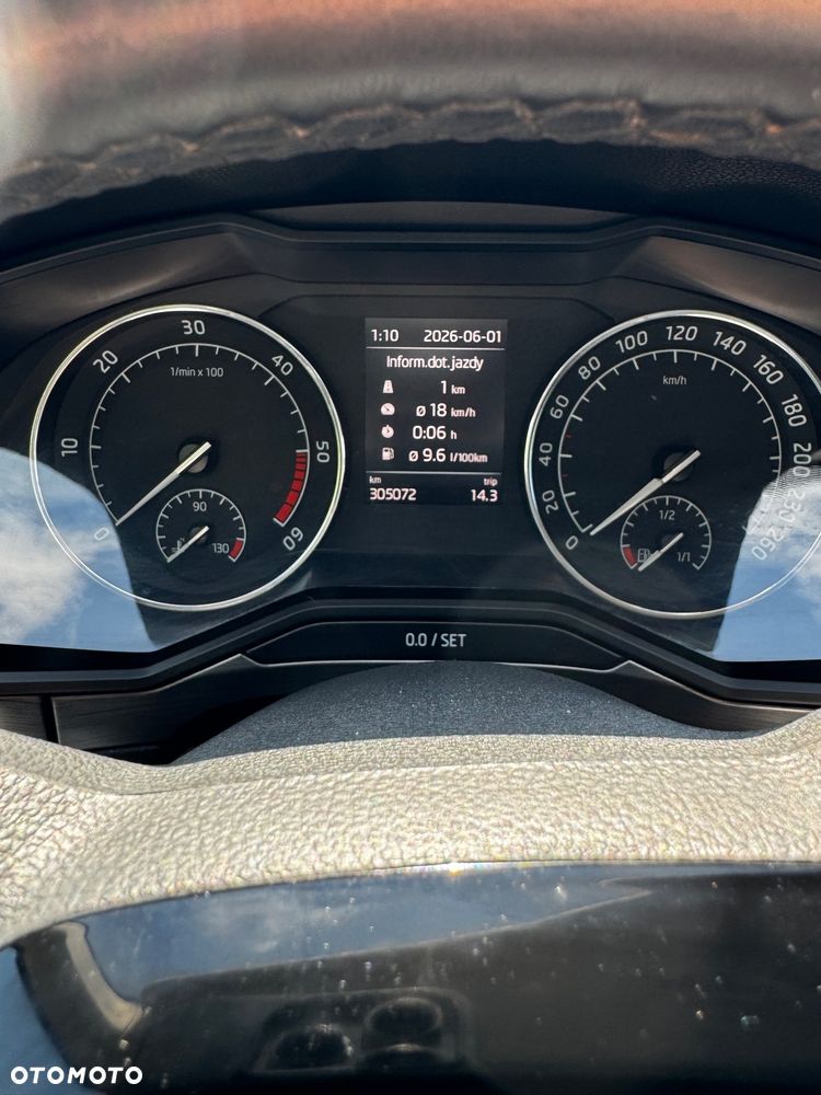 Skoda Superb 2.0 TDI SCR 4x4 Ambition DSG - 20
