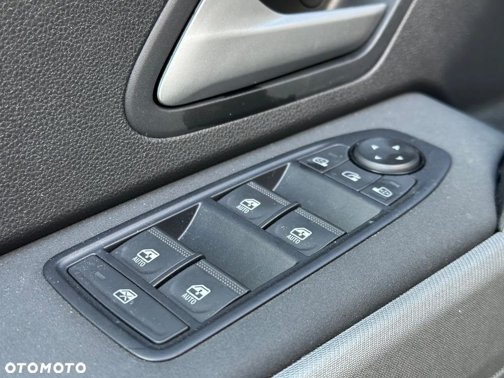 Dacia Bigster 1.8 Full Hybrid 155 Journey MMT - 9