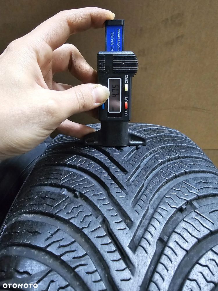 (O98) 195/65R15 91T 4,8mm 17r / Michelin Alpin 5 - 4