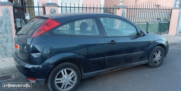 Ford Focus 1.8 TDdi Trend - 10