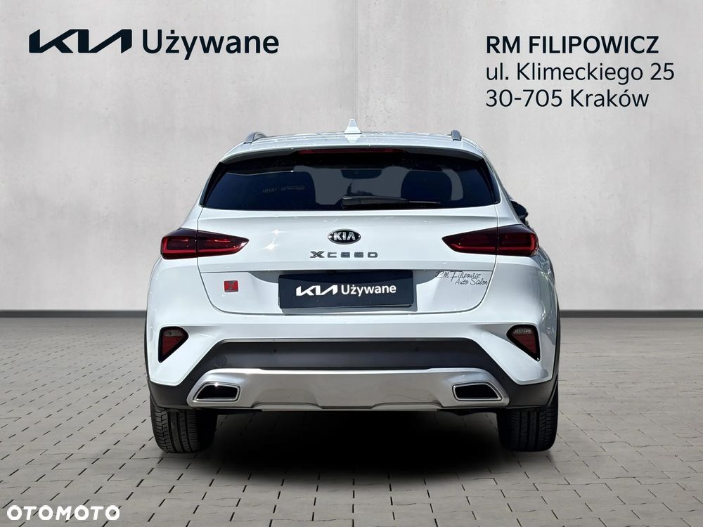 Kia XCeed 1.5 T-GDI M - 4