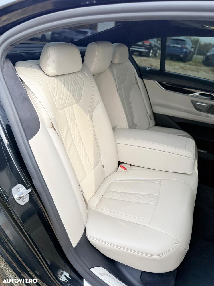 BMW Seria 7 745e AT PHEV - 16