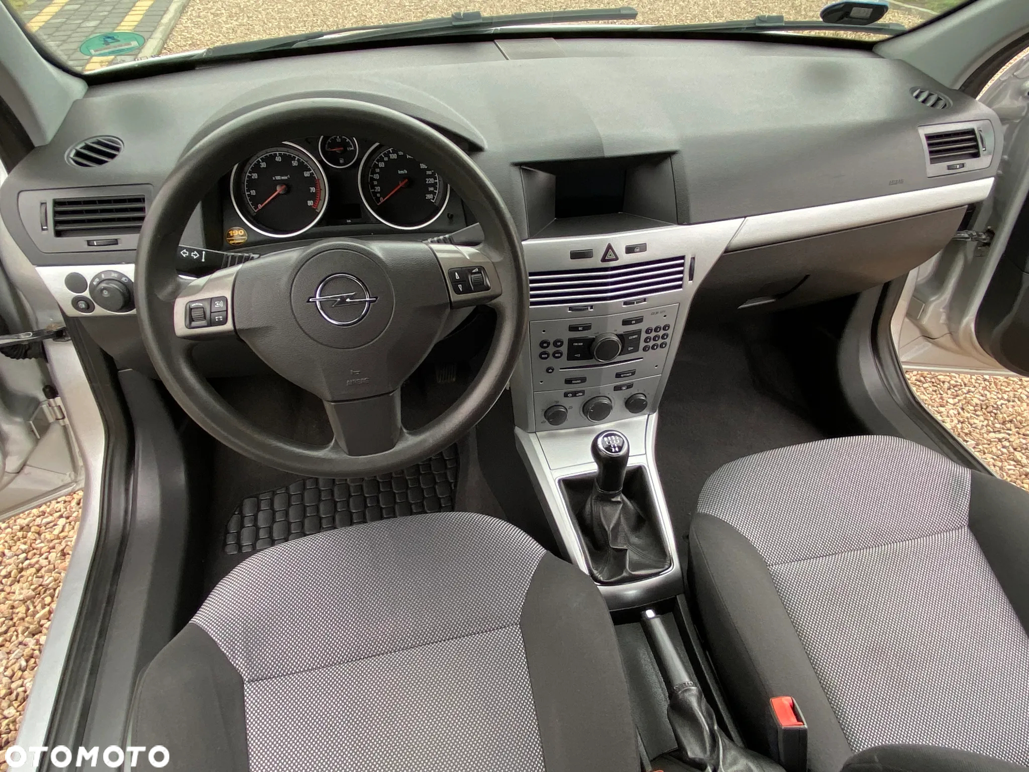 Opel Astra 1.6 Caravan Selection - 32
