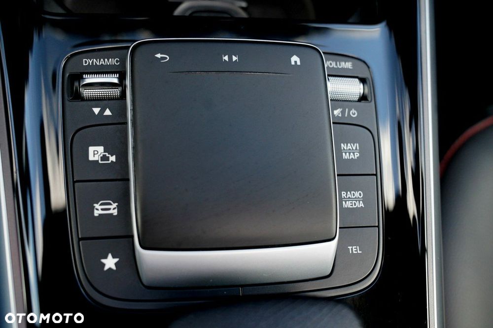 Mercedes-Benz GLB - 29